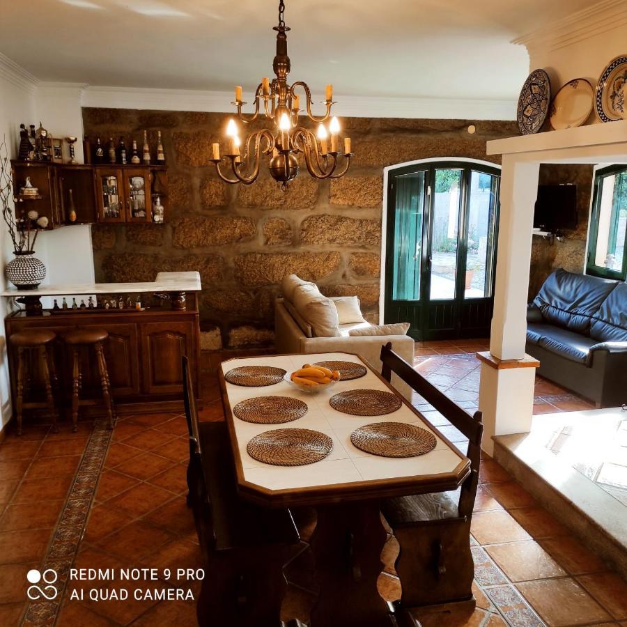 Casa Alem Rio - Quartos Para 6 Hospedes Em Santo Tirso Kültér fotó